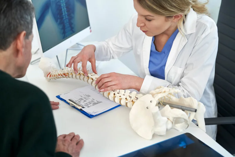 5 Benefits of Seeing a Chiropractor