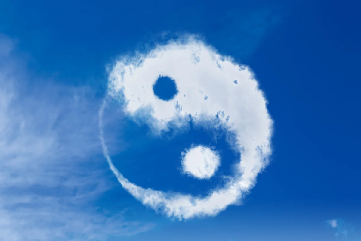 What Does the Yin-Yang Symbol Mean in Tai Chi?